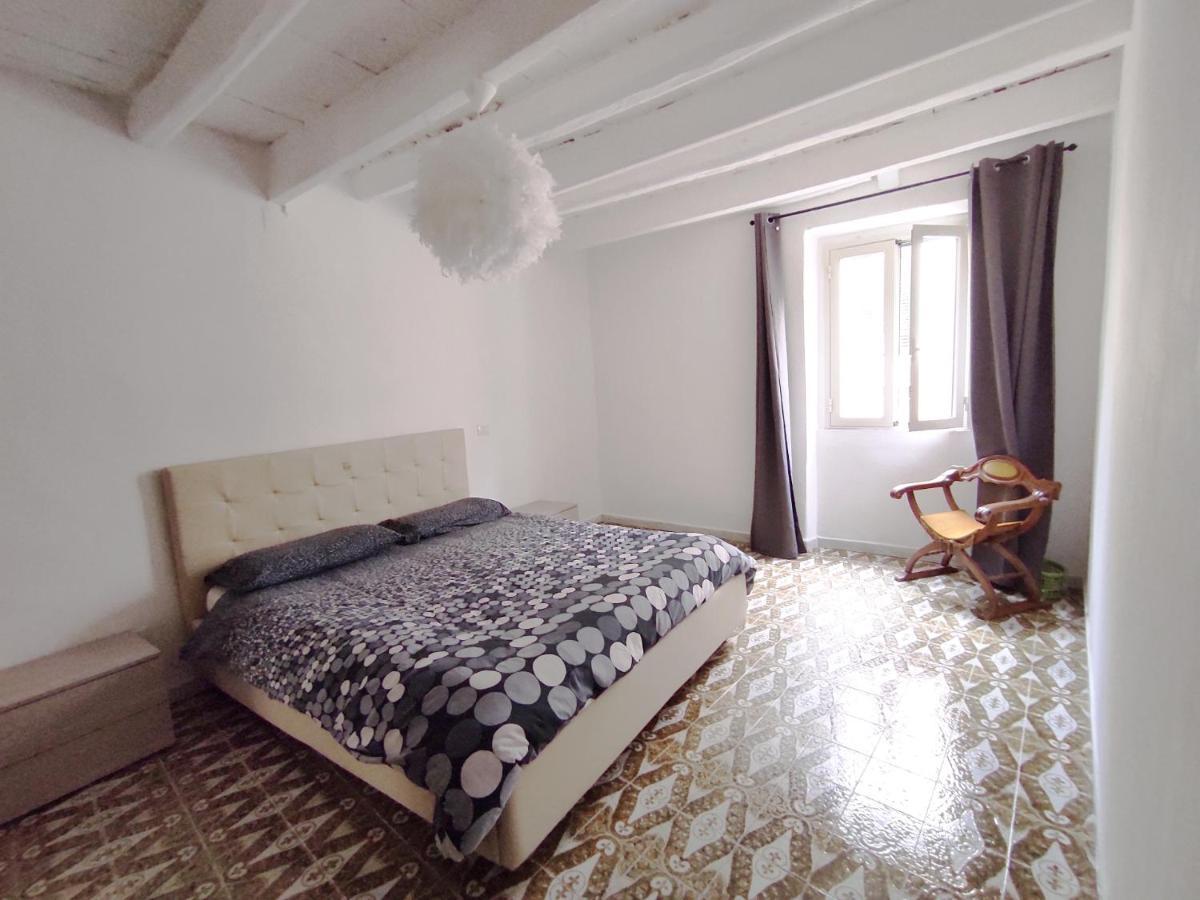 Su Boe Apartment Alghero Exteriör bild